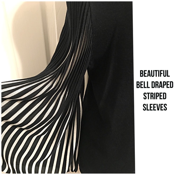 NWOT Ellen Tracy, Bell Sleeves Navy Knit Sweater - Picture 5 of 8